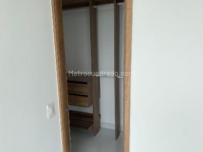 Apartamento de 3 alcobas en venta en Ciudad Jardin, Cali, 128 m² · foto 13 de 20