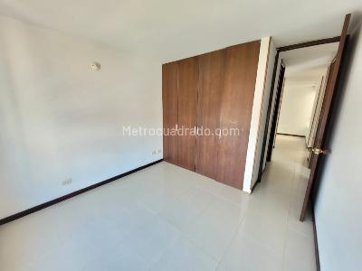 Apartamento en venta en Valle Del Lili, Cali · foto 4 de 9