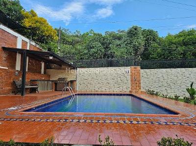 Casa de 5 alcobas en venta en La Buitrera, Cali, 400 m² · foto 2 de 20