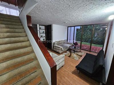 Casa de 5 alcobas en venta en La Buitrera, Cali, 400 m² · foto 17 de 20