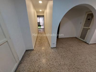 Casa de 5 alcobas en venta en San Vicente, Cali, 468 m² · foto 5 de 20