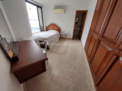 Casa de 5 alcobas en venta en Ciudad Jardin, Cali, 1600 m² · foto 5 de 20