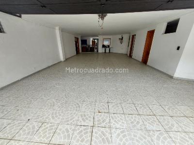 Casa de 5 alcobas en venta en Ciudad Jardin, Cali, 1600 m² · foto 7 de 20