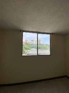Apartamento de 4 alcobas en venta en San Cayetano, Cali, 149 m² · foto 18 de 20