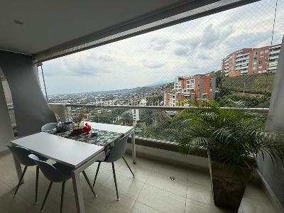 Apartamento de 3 alcobas en venta en Cristales, Cali, 149 m² · foto 3 de 13