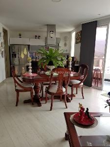 Apartamento de 3 alcobas en venta en Santa Teresita, Cali, 150 m² · foto 2 de 11