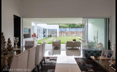 Casa de 5 alcobas en venta en Pance, Cali, 1974 m² · foto 2 de 13