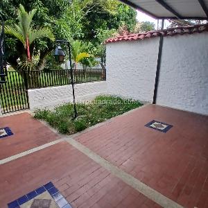 Casa de 4 alcobas en venta en El Refugio, Cali, 800 m² · foto 10 de 20