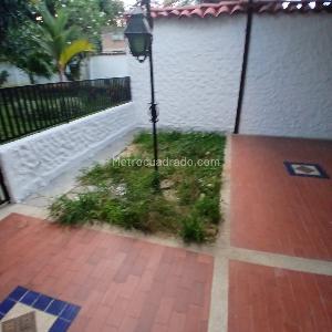 Casa de 4 alcobas en venta en El Refugio, Cali, 800 m² · foto 16 de 20