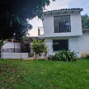 Casa de 4 alcobas en venta en El Refugio, Cali, 800 m² · foto 19 de 20