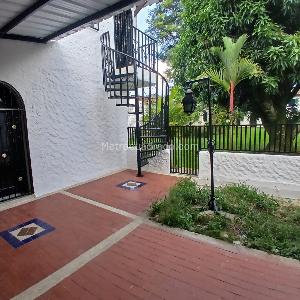 Casa de 4 alcobas en venta en El Refugio, Cali, 800 m² · foto 8 de 20