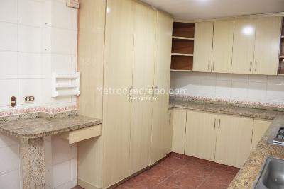 Casa de 5 alcobas en venta en Quintas De Don Simon, Cali, 256 m² · foto 9 de 20