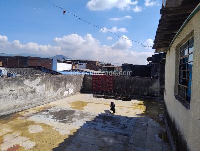 Casa de 5 alcobas en venta en Santa Elena, Cali, 430 m² · foto 6 de 6