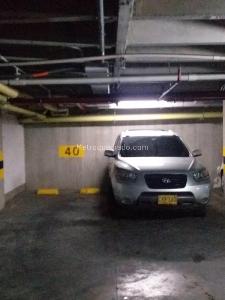 Apartamento de 4 alcobas en venta en Ciudad Jardin, Cali, 125 m² · foto 16 de 19