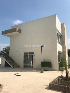 Apartamento de 4 alcobas en venta en Ciudad Jardin, Cali, 125 m² · foto 18 de 19
