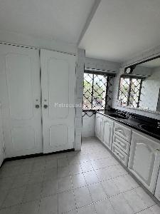 Casa de 4 alcobas en venta en Santa Anita, Cali, 228 m² · foto 9 de 20