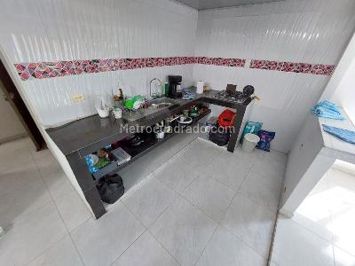 Casa de 5 alcobas en venta en Ulpiano Lloreda, Cali, 324 m² · foto 3 de 20