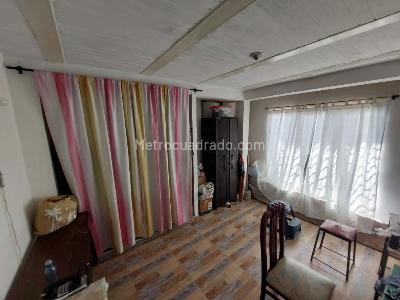 Casa de 5 alcobas en venta en Ulpiano Lloreda, Cali, 324 m² · foto 4 de 20