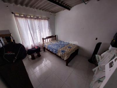 Casa de 5 alcobas en venta en Ulpiano Lloreda, Cali, 324 m² · foto 13 de 20