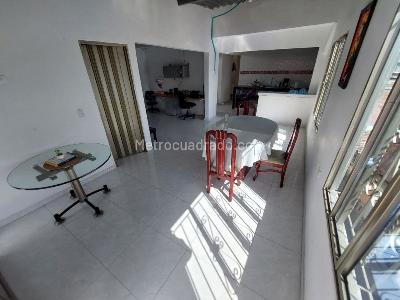 Casa de 5 alcobas en venta en Ulpiano Lloreda, Cali, 324 m² · foto 15 de 20