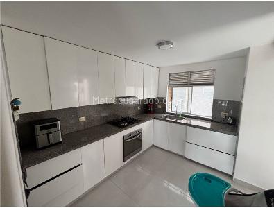 Apartamento de 3 alcobas en venta en El Ingenio I, Cali, 96 m² · foto 3 de 10
