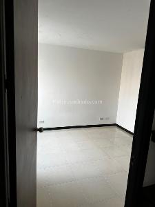 Apartamento en venta en Valle Del Lili, Cali · foto 7 de 11