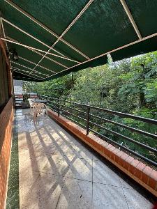 Casa de 5 alcobas en venta en El Ingenio I, Cali, 216 m² · foto 2 de 20