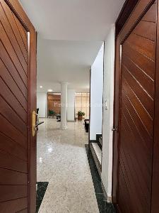 Casa de 5 alcobas en venta en El Ingenio I, Cali, 216 m² · foto 3 de 20