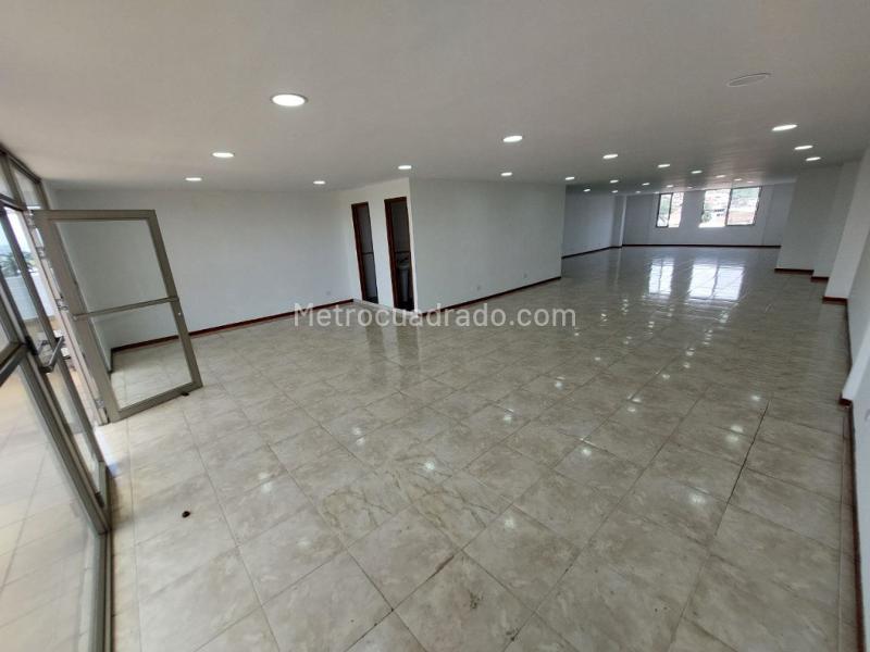 Edificio de Apartamentos en Arriendo, Libertadores, Cali – pohled 3