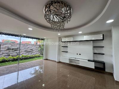 Casa de 3 alcobas en venta en Ciudad Jardin, Cali, 344 m² · foto 2 de 20