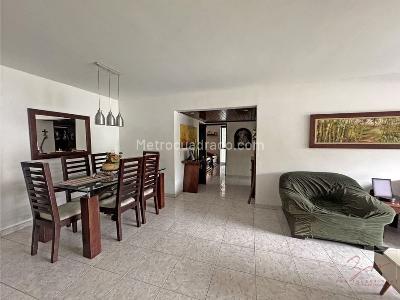 Apartamento en venta en Normandia, Cali · foto 2 de 20