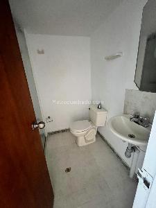 Apartamento de 3 alcobas en venta en La Flora, Cali, 65 m² · foto 4 de 14