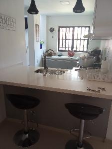Casa de 3 alcobas en venta en Valle Del Lili, Cali, 352 m² · foto 2 de 9