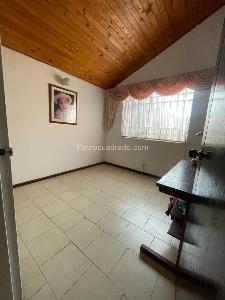 Casa de 5 alcobas en venta en San Joaquin, Cali, 252 m² · foto 12 de 20