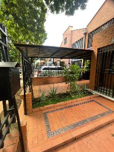 Casa de 4 alcobas en venta en San Joaquin, Cali, 510 m² · foto 11 de 20