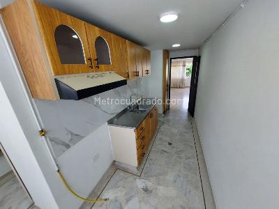 Apartamento de 3 alcobas en venta en Departamental, Cali, 94 m² · foto 4 de 10