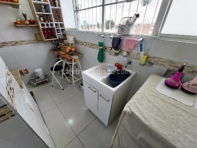 Apartamento de 3 alcobas en venta en Departamental, Cali, 94 m² · foto 10 de 19