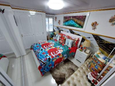 Apartamento de 3 alcobas en venta en Departamental, Cali, 94 m² · foto 9 de 19