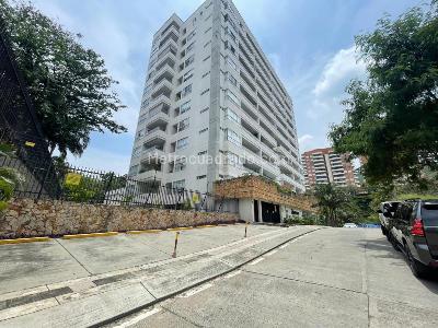 Apartamento de 3 alcobas en venta en Cristales, Cali, 131 m² · foto 5 de 20