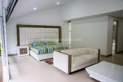 Casa de 5 alcobas en venta en Dapa, Cali · foto 3 de 20