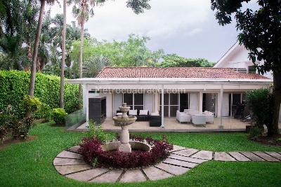 Casa de 5 alcobas en venta en Dapa, Cali · foto 17 de 20