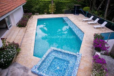 Casa de 5 alcobas en venta en Dapa, Cali · foto 19 de 20