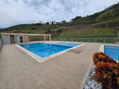 Apartamento de 2 alcobas en venta en Cristales, Cali, 85 m² · foto 9 de 11