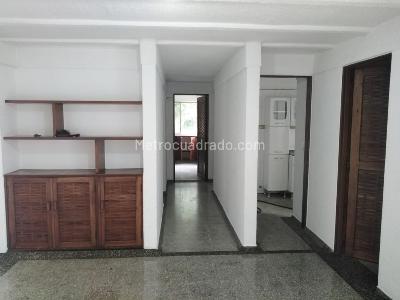 Apartamento de 3 alcobas en venta en Camino Real, Cali, 120 m² · foto 2 de 11