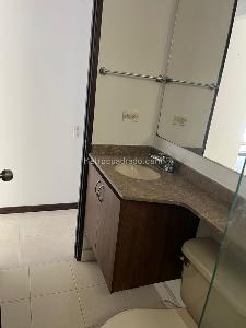 Apartamento de 3 alcobas en venta en Valle Del Lili, Cali, 72 m² · foto 2 de 19