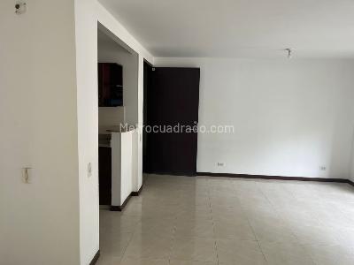 Apartamento de 3 alcobas en venta en Valle Del Lili, Cali, 72 m² · foto 3 de 19