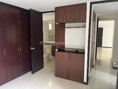 Apartamento de 3 alcobas en venta en Valle Del Lili, Cali, 72 m² · foto 4 de 19