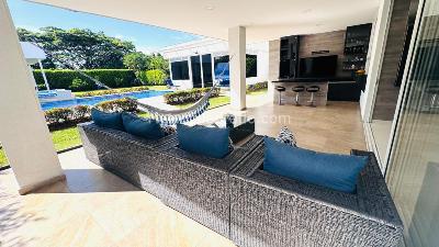 Casa de 5 alcobas en venta en Pance, Cali, 450 m² · foto 3 de 20