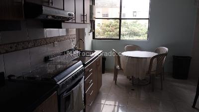 Apartamento de 3 alcobas en venta en San Fernando, Cali, 70 m² · foto 3 de 13