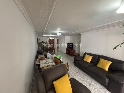 Apartamento de 3 alcobas en venta en Centenario, Cali, 127 m² · foto 11 de 20